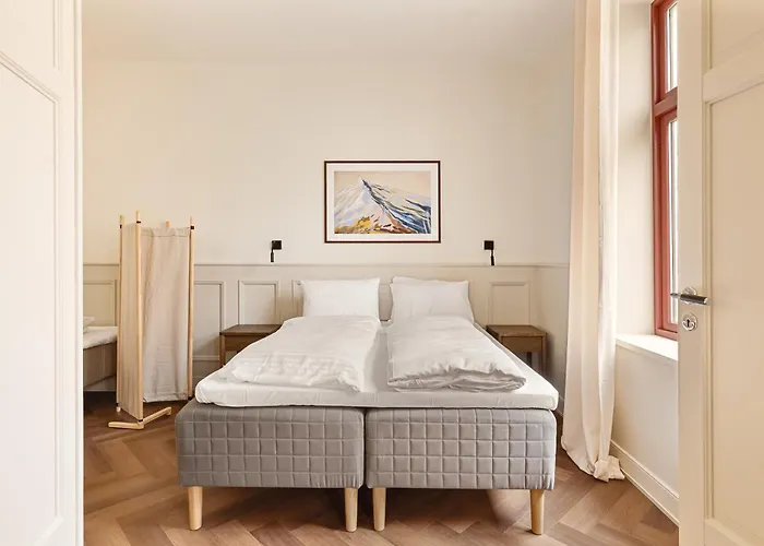 F7 L Architects Choice Apartment